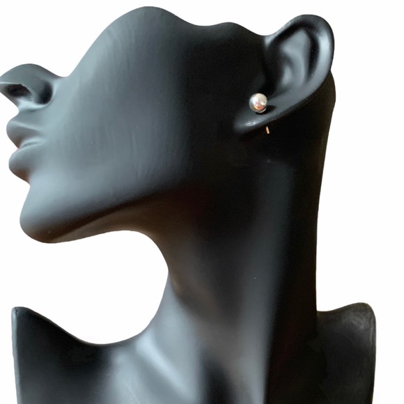 925 Sterling silver with rhodium ball studs - Picture 7 of 7